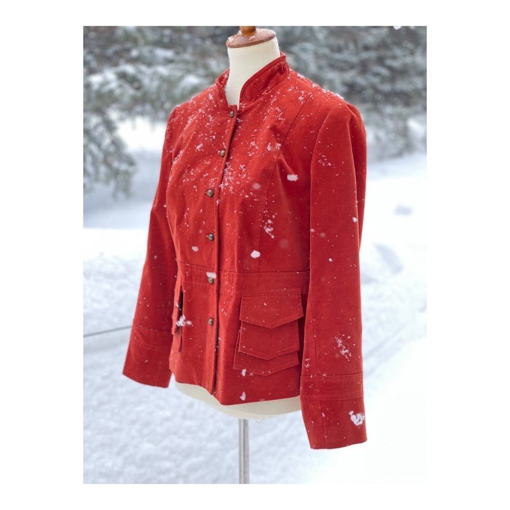 Women’s Rust Red Button-Front Velvet Jacket - Picture 2 of 11